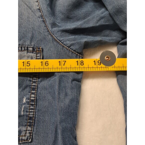 Studio F Women Button Down Long sleeve Shirt Jean Type Ripped Distressed - Picture 11 of 16